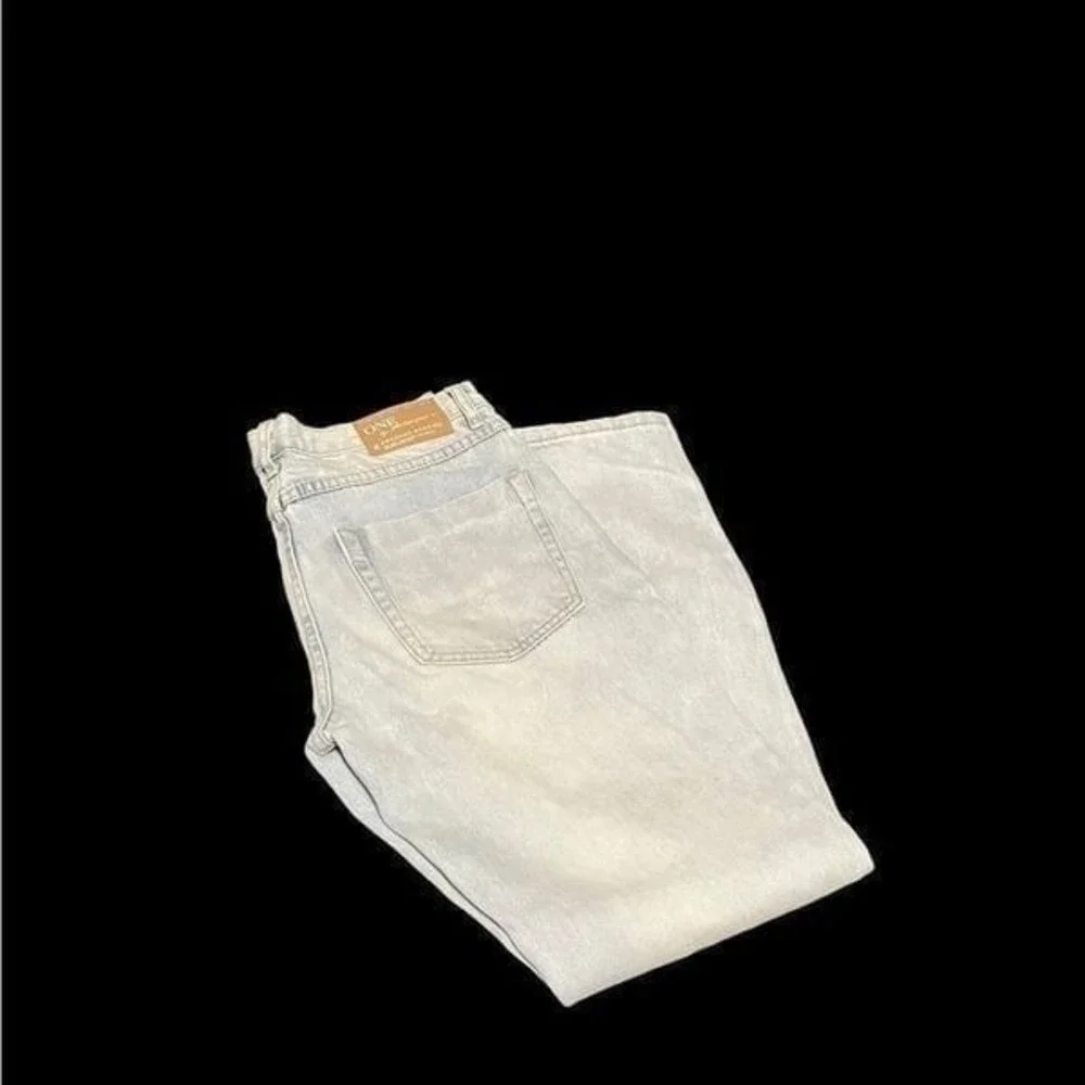 One X ONETEASPOON Women AWESOME BAGGIES Distressed Light Wash Jeans